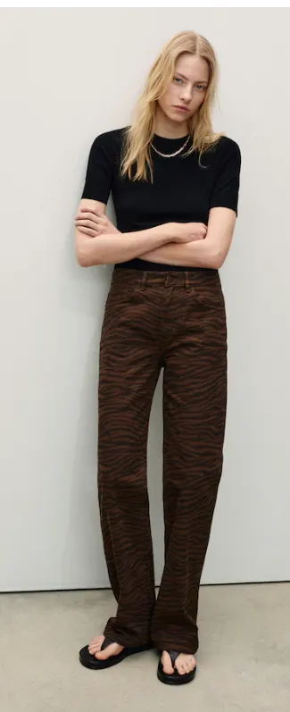 Jeans rectos estampado cebra por 15.99€